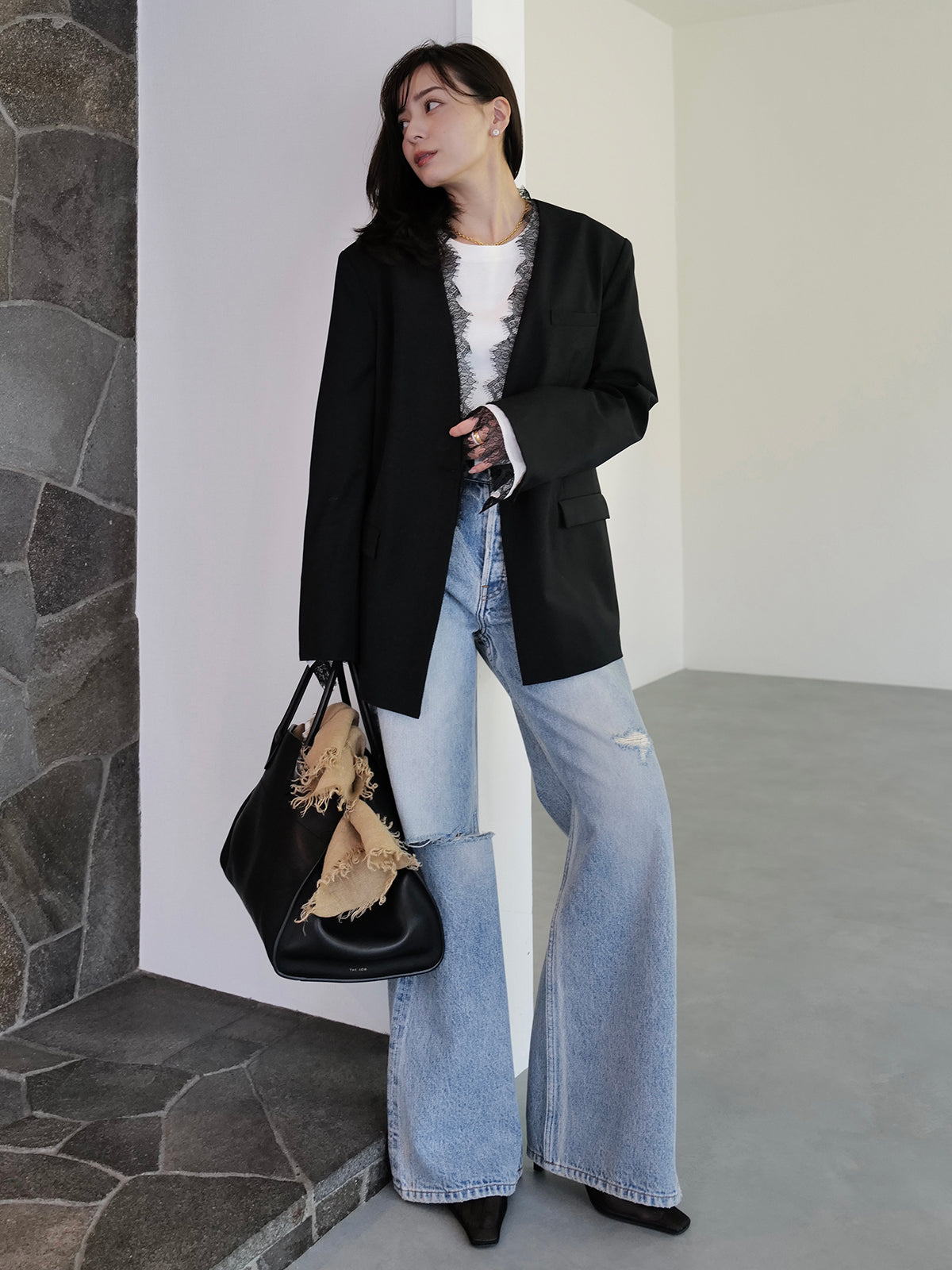 レーストリムノーカラージャケット