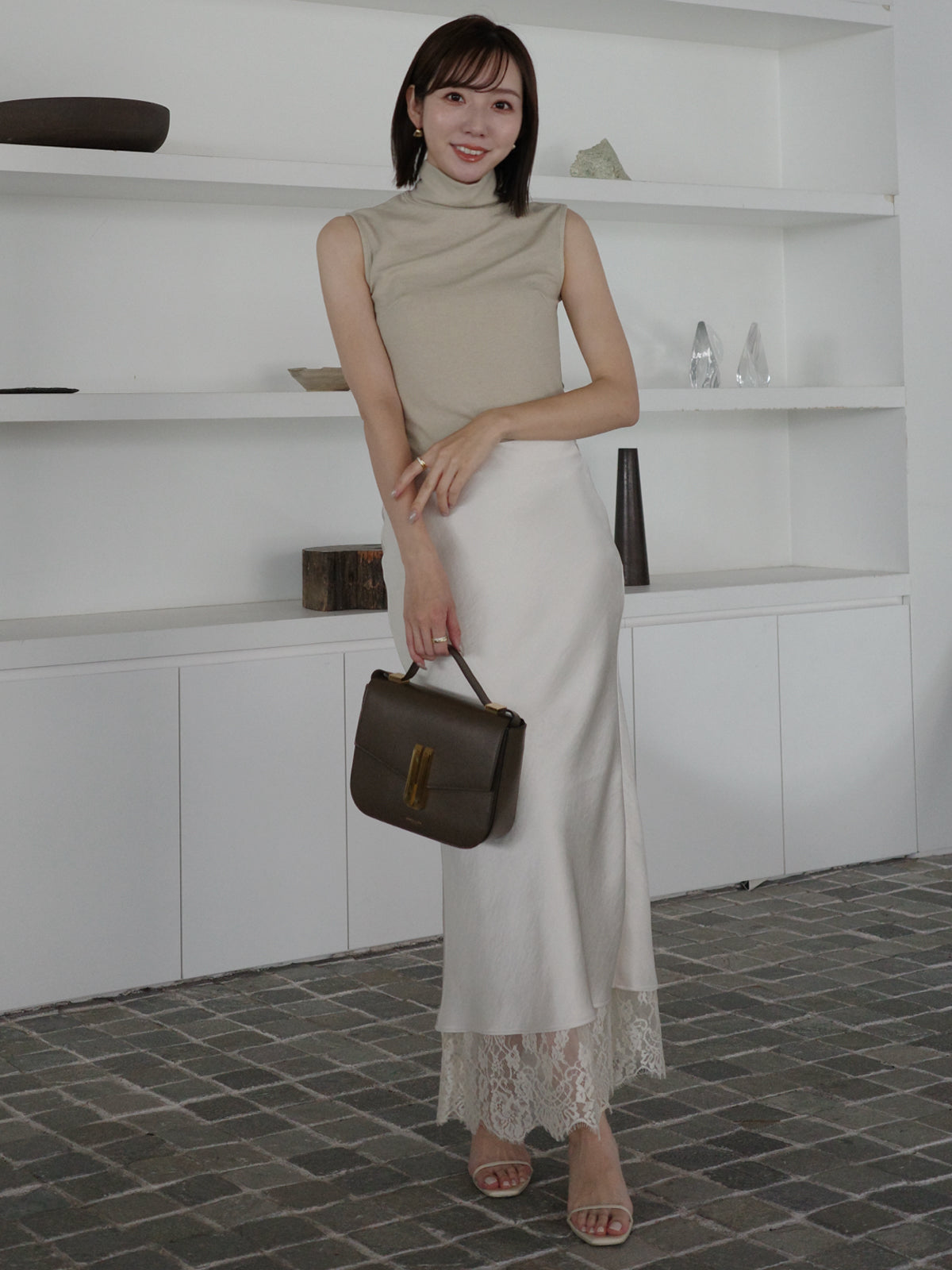 レースレイヤードサテンナロースカート