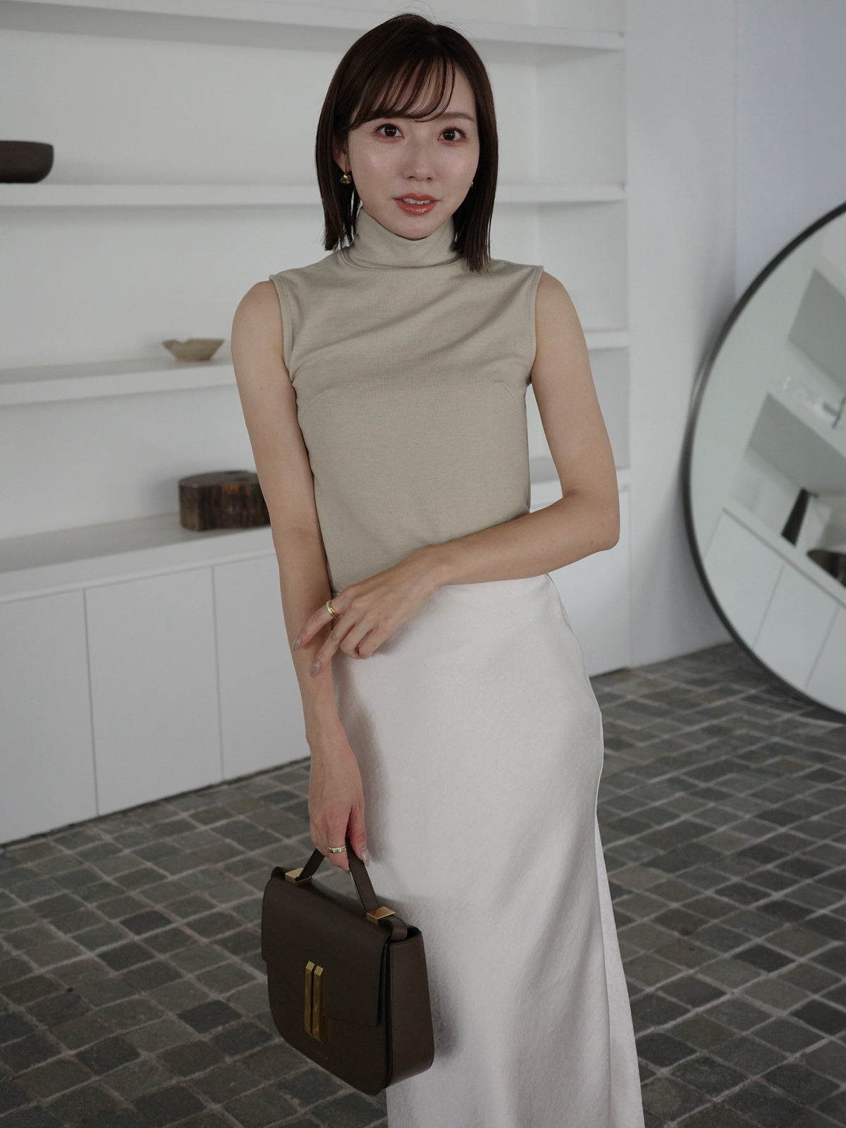 テンセルウールノースリーブカットトップス