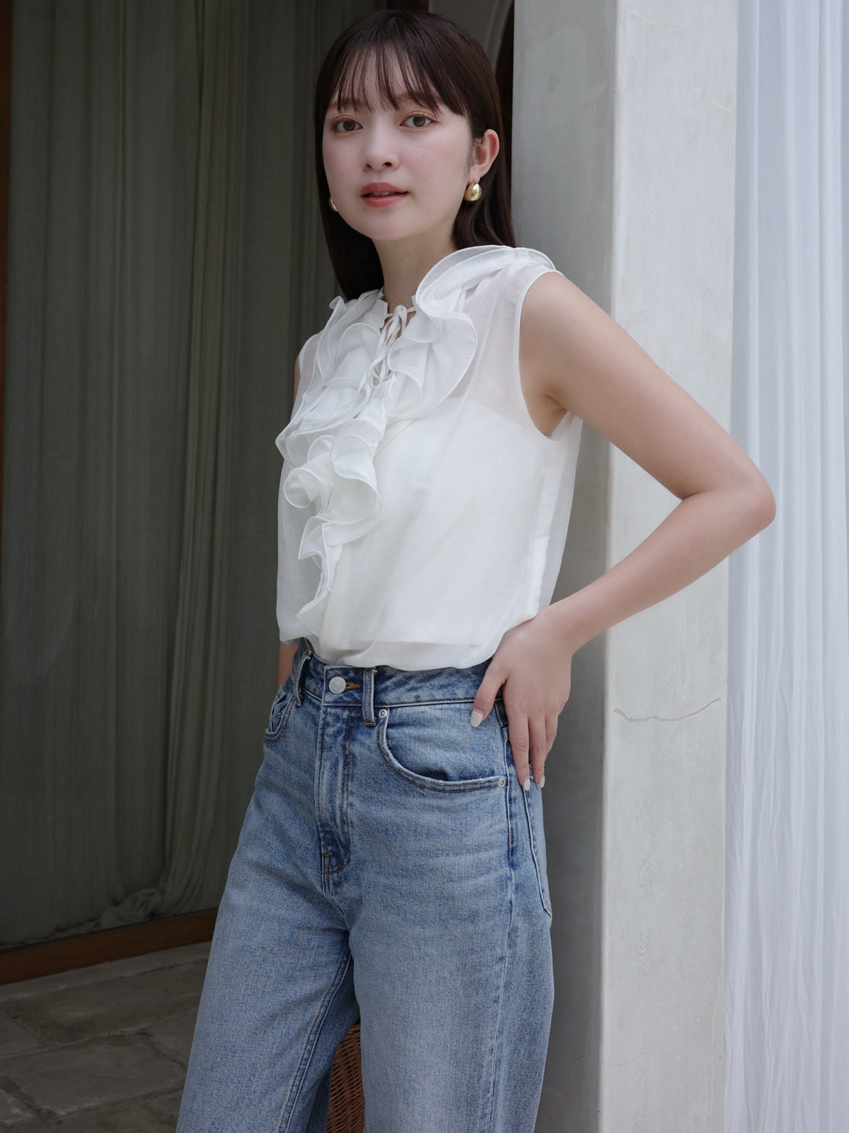 シルクブレンドラッフルブラウス