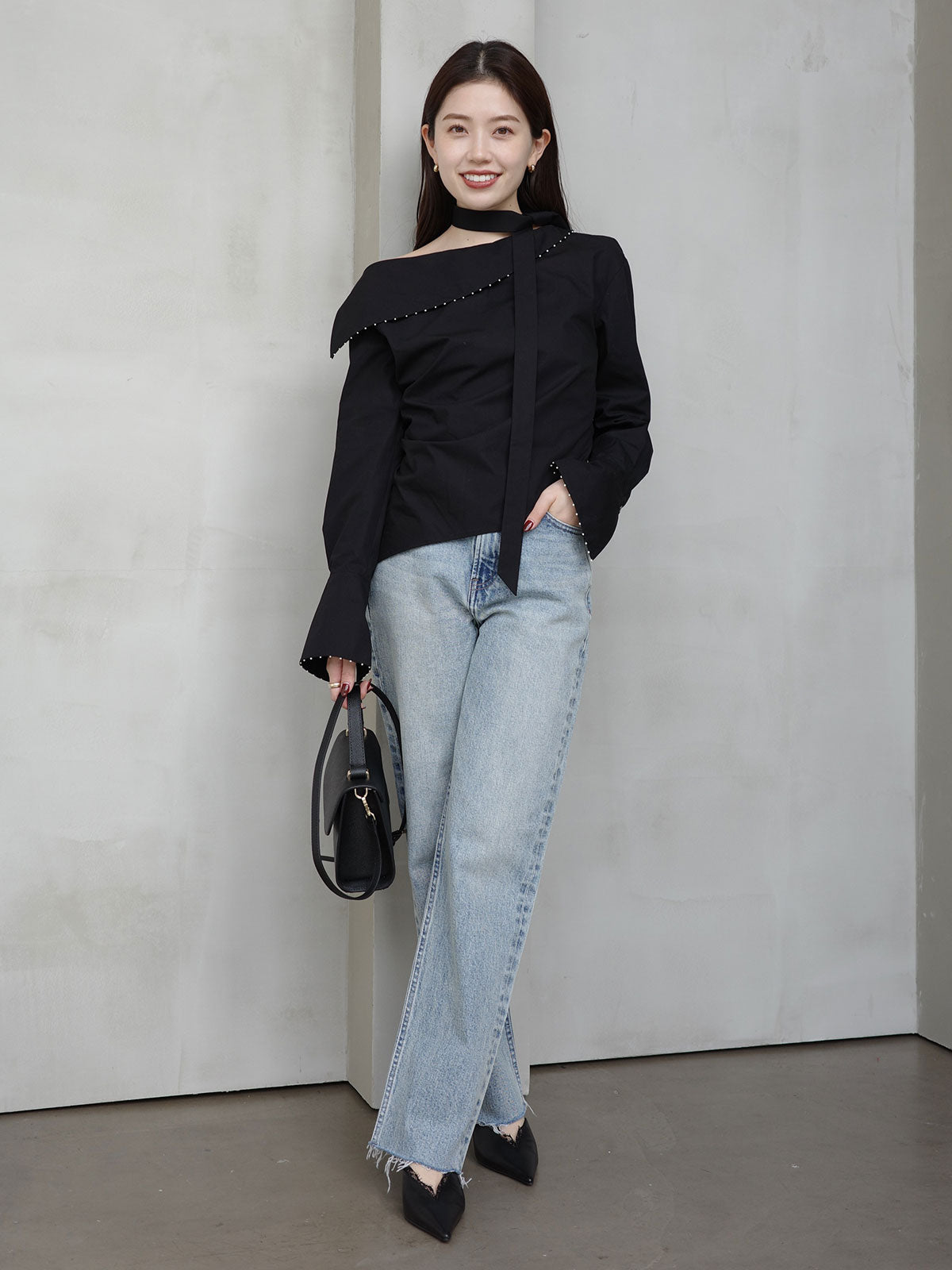 スライドネックスカーフブラウス