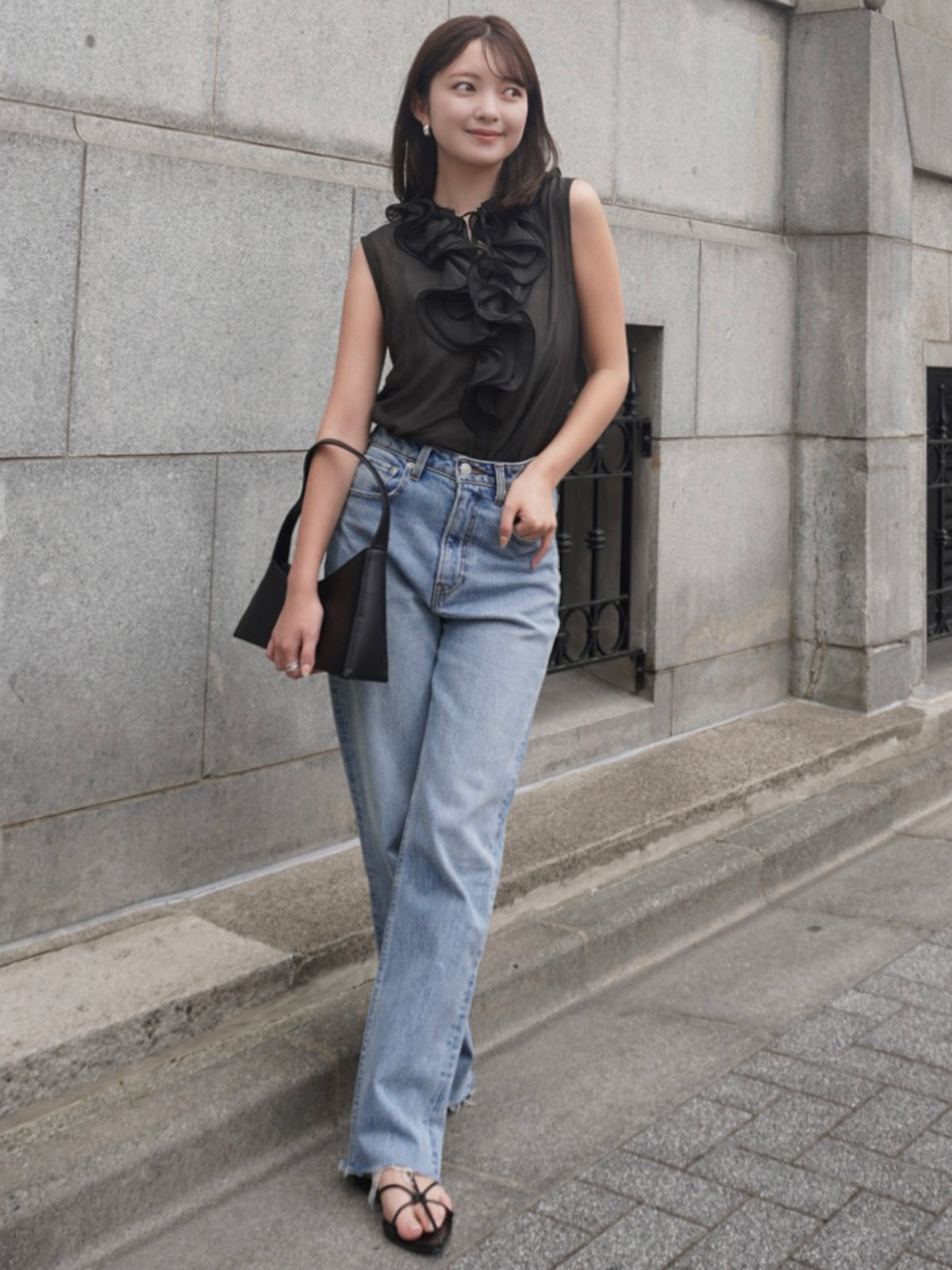 シルクブレンドラッフルブラウス