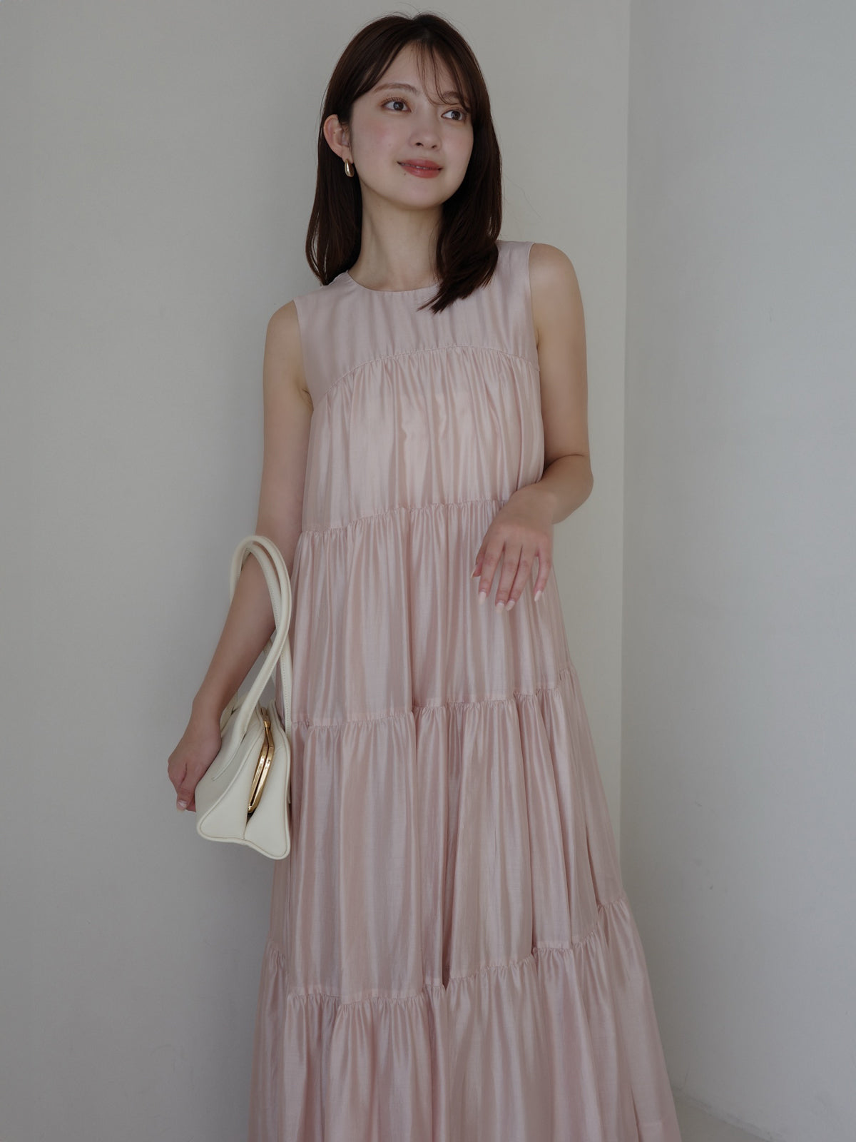 テンセルリッチオーガンティアードワンピース