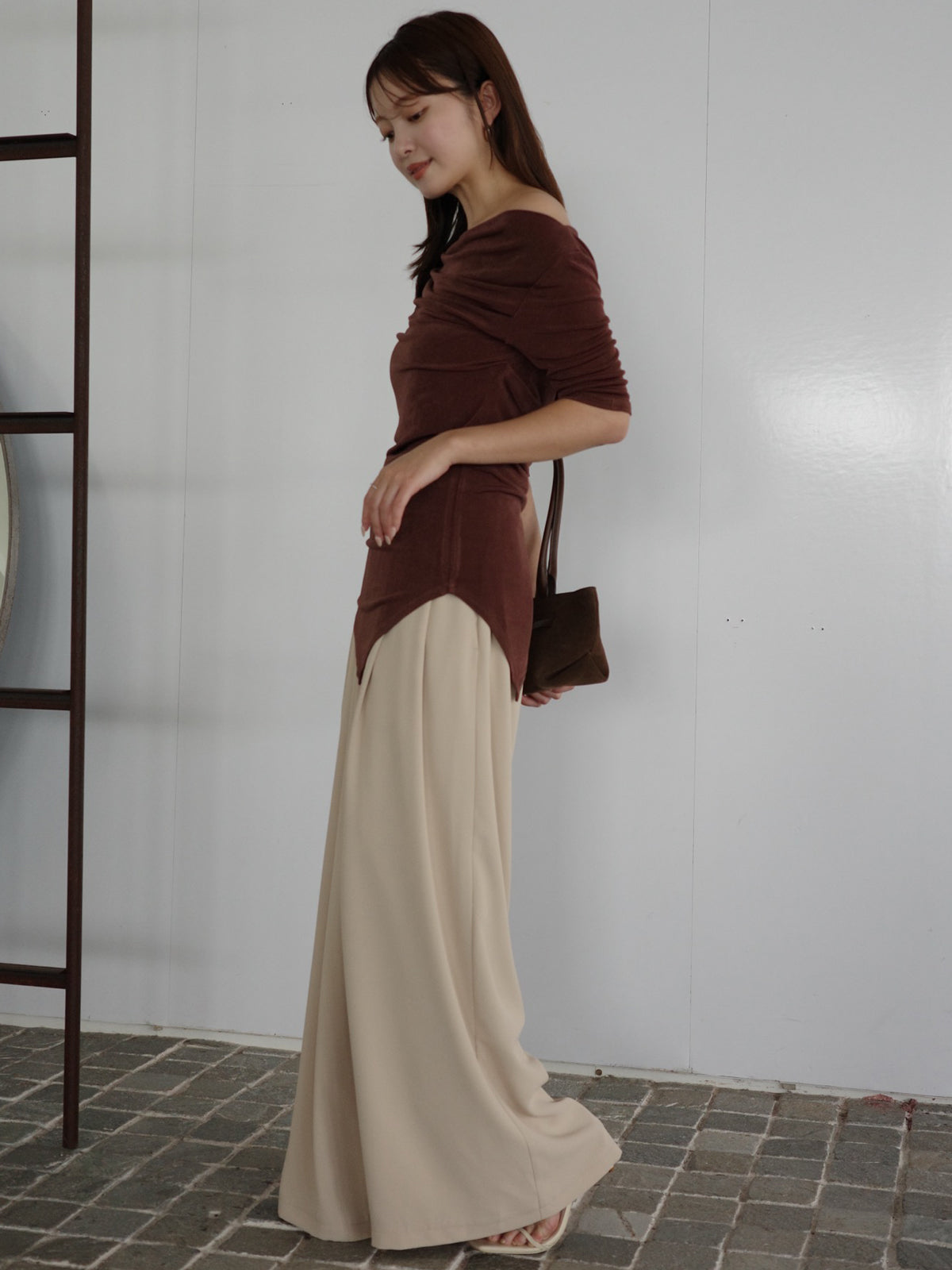 ライトダブルサテンハイウエストパンツ