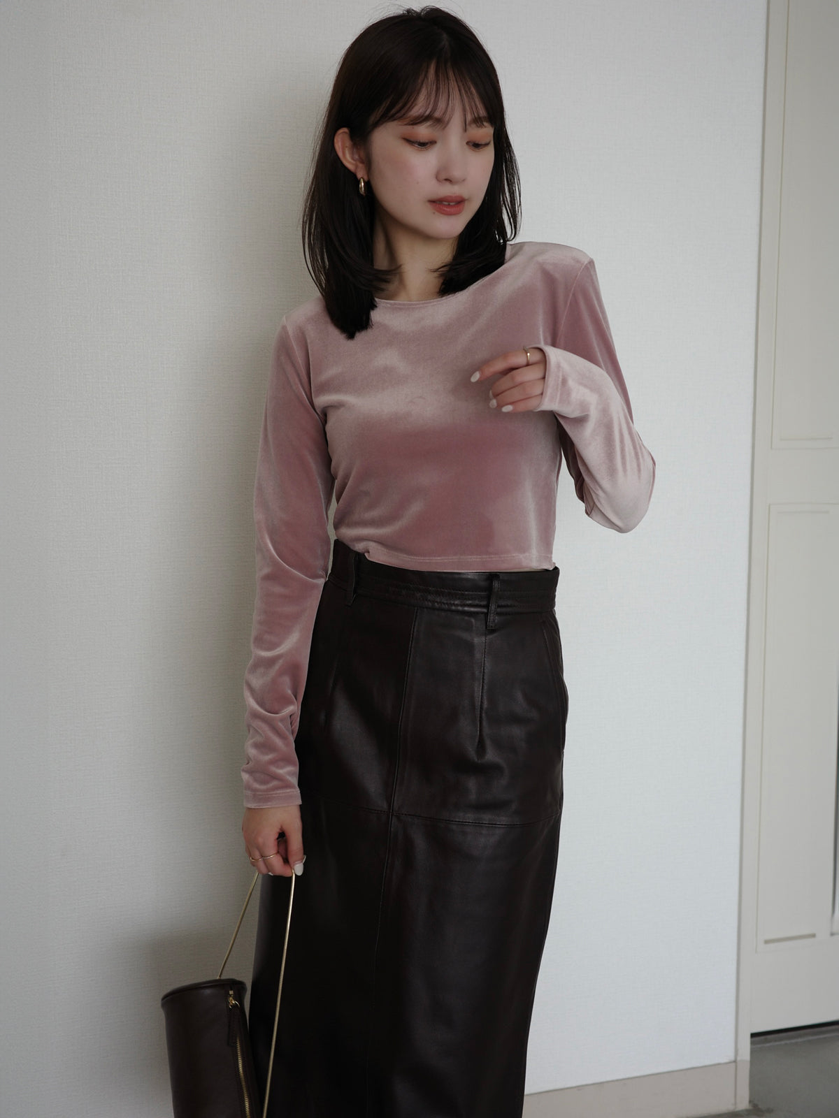レザータイトスカート