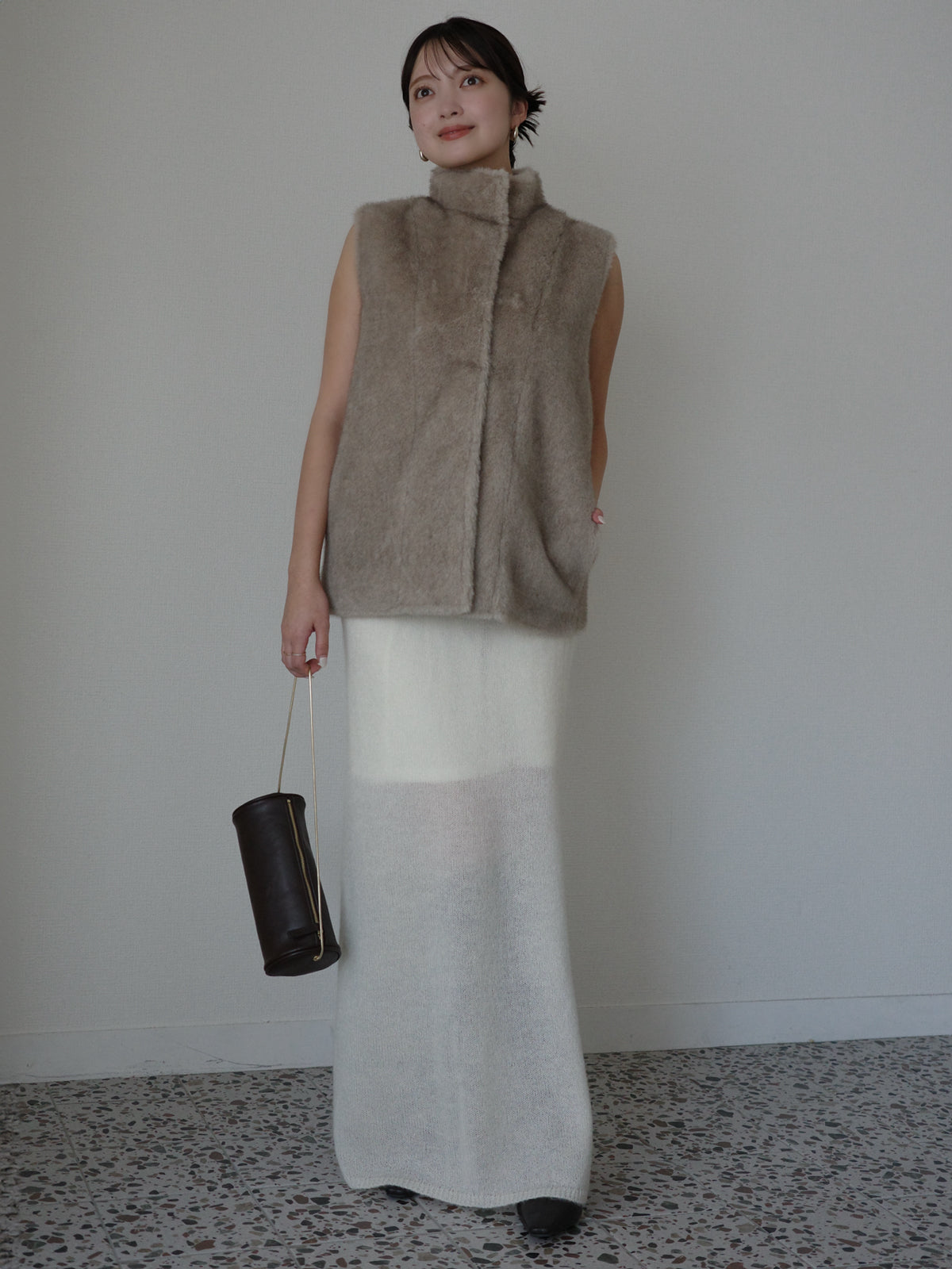 スタンドカラーファーベスト