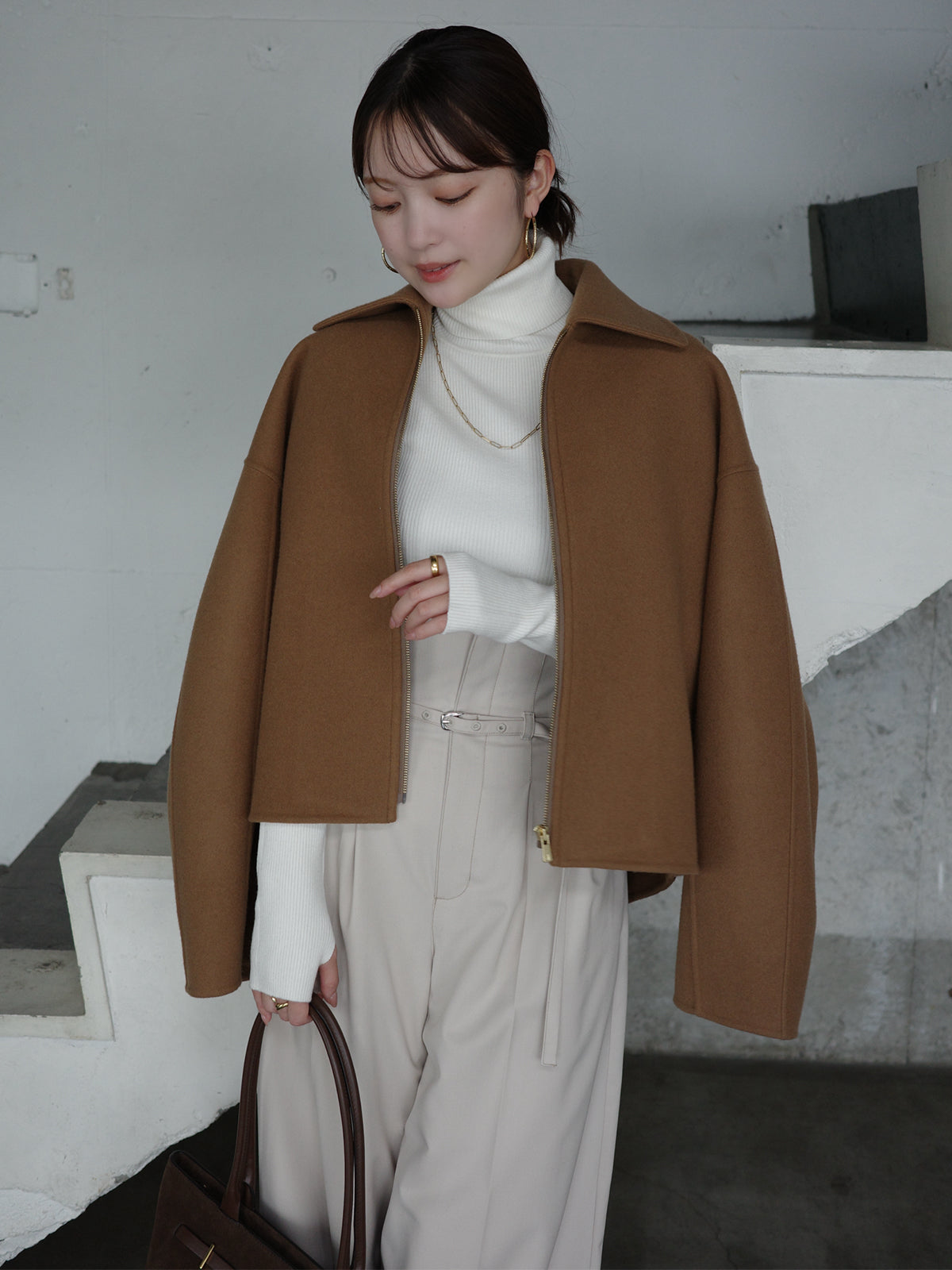 シルクカシミアブレンドフィットリブタートルニット