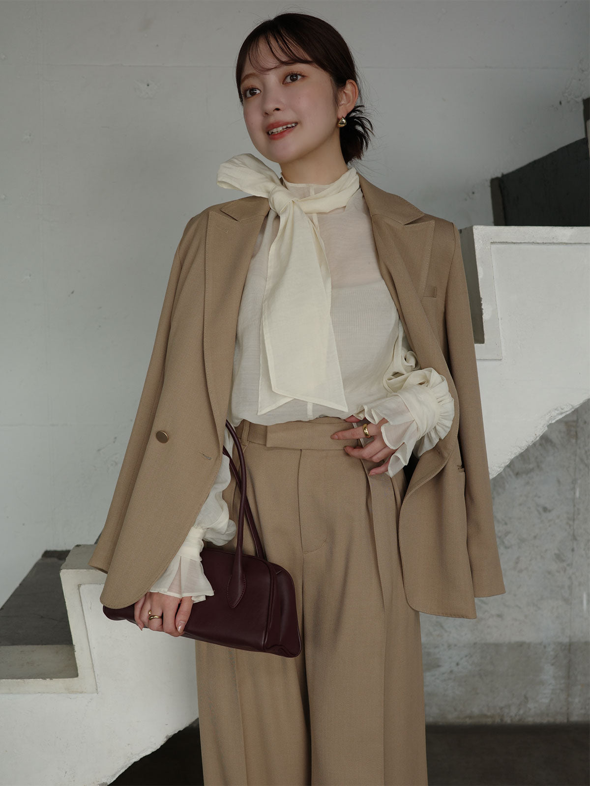 ベーシックタックワイドパンツ