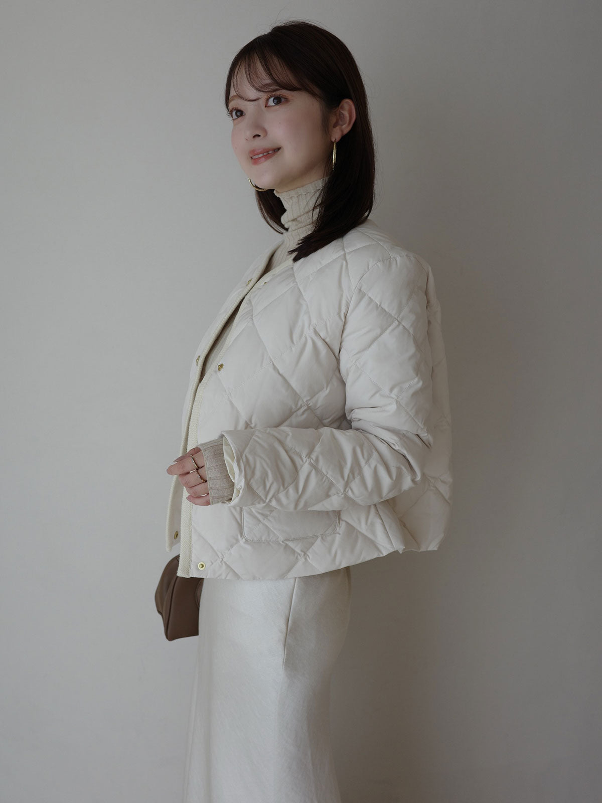 【TAION×anuans】ノーカラーキルティングショートダウン