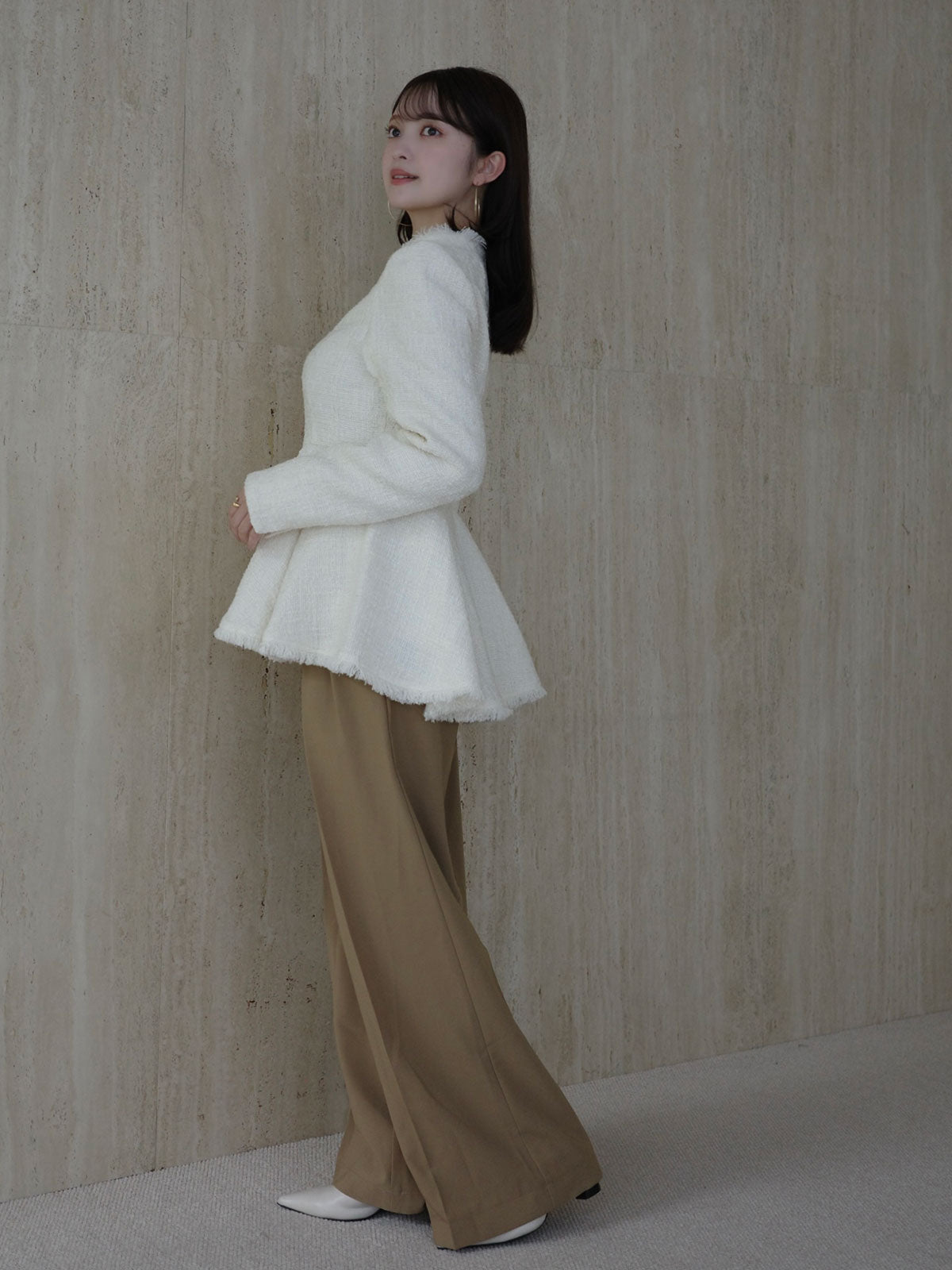 ツイードペプラムブラウス