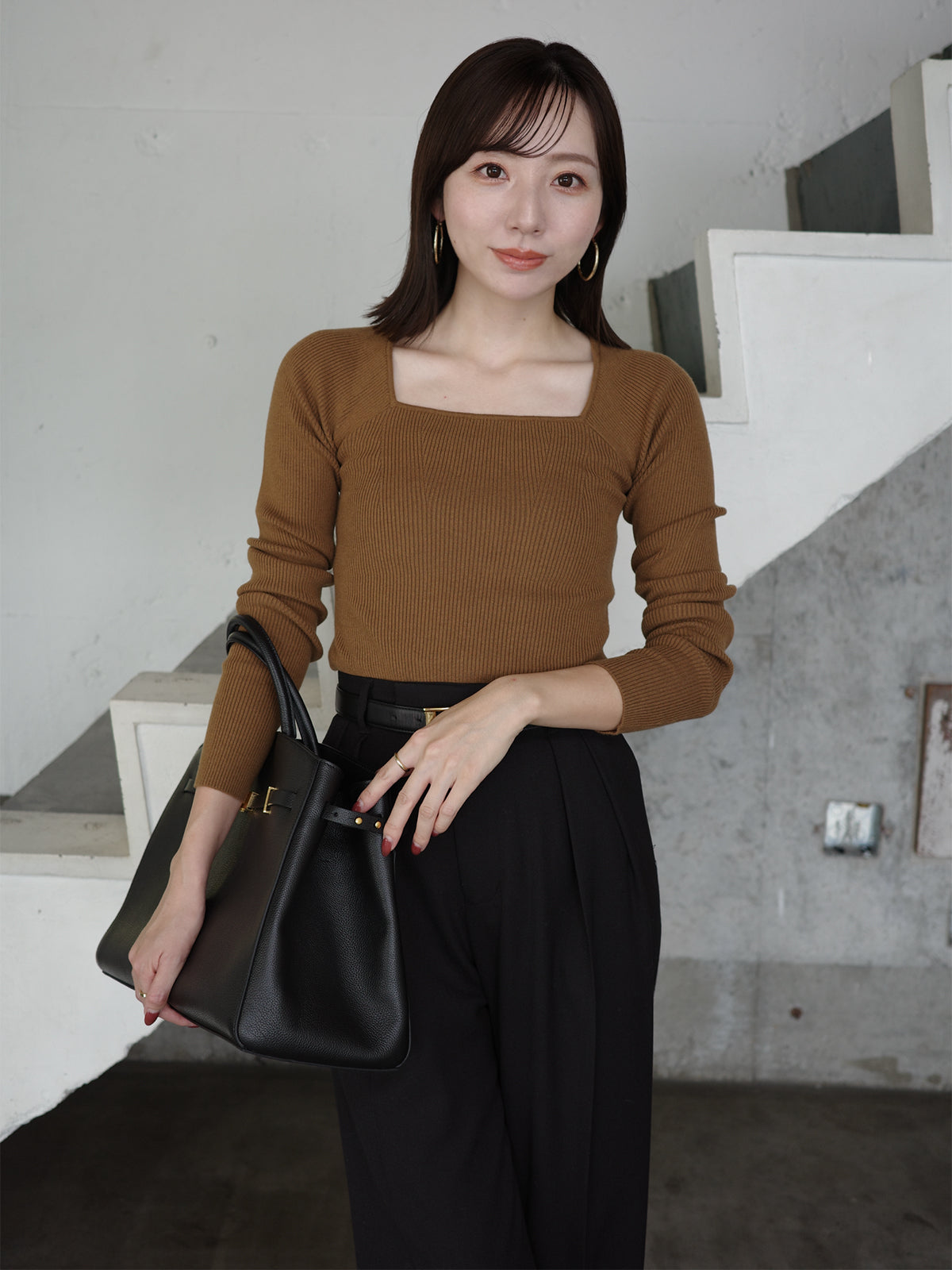 シルクカシミアブレンドデコルテリブニット