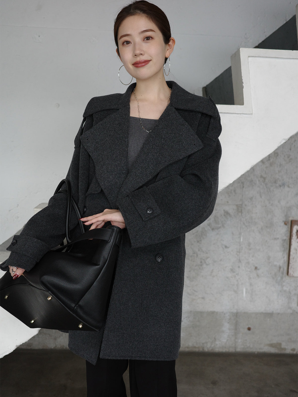 シルクカシミアブレンドデコルテリブニット