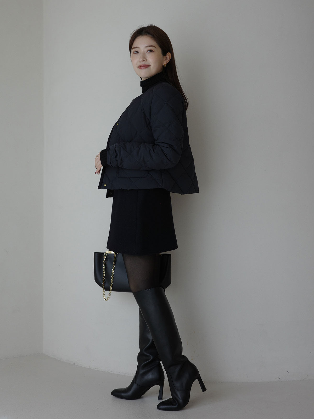 【TAION×anuans】ノーカラーキルティングショートダウン