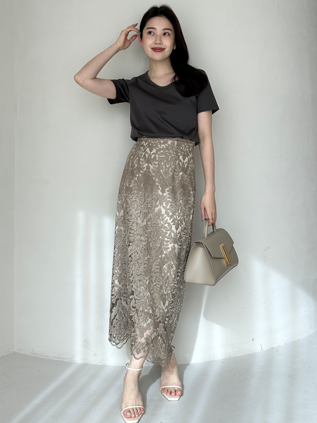 シルクタッチコットンUネックT