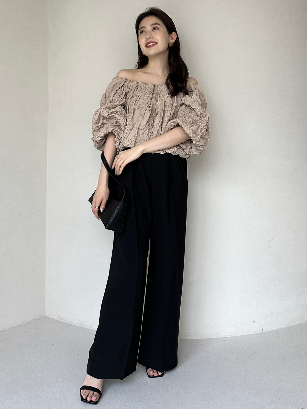 ツータックワイドパンツ