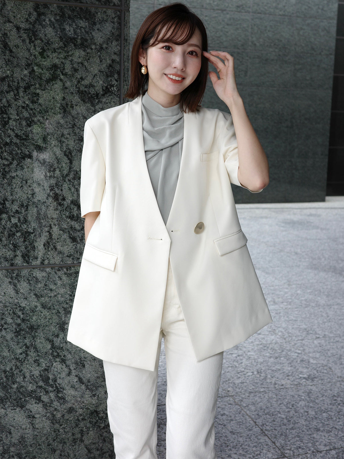 ハイネックノーカラージャケット