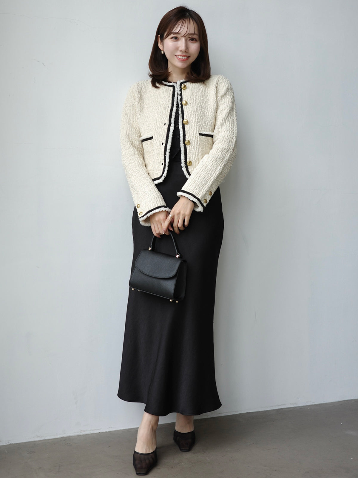 クラシカルノーカラーニットジャケット