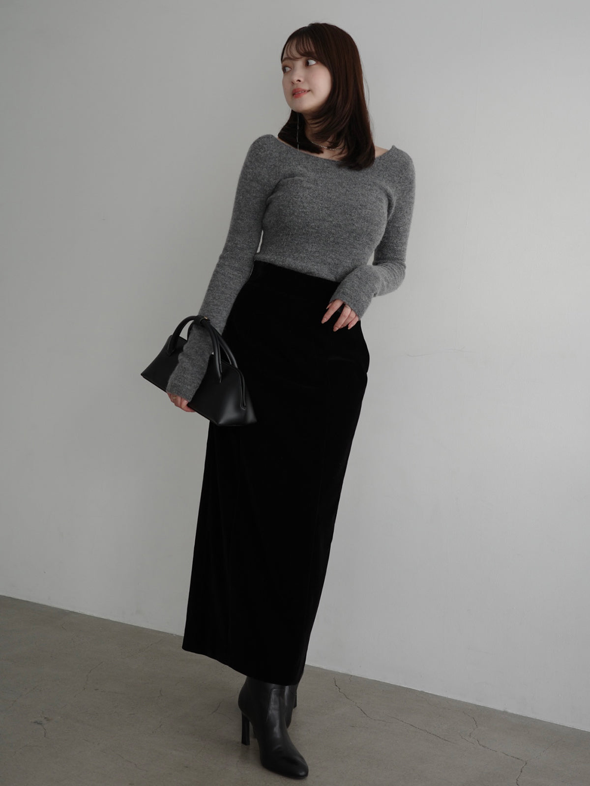 ベルベットナロースカート