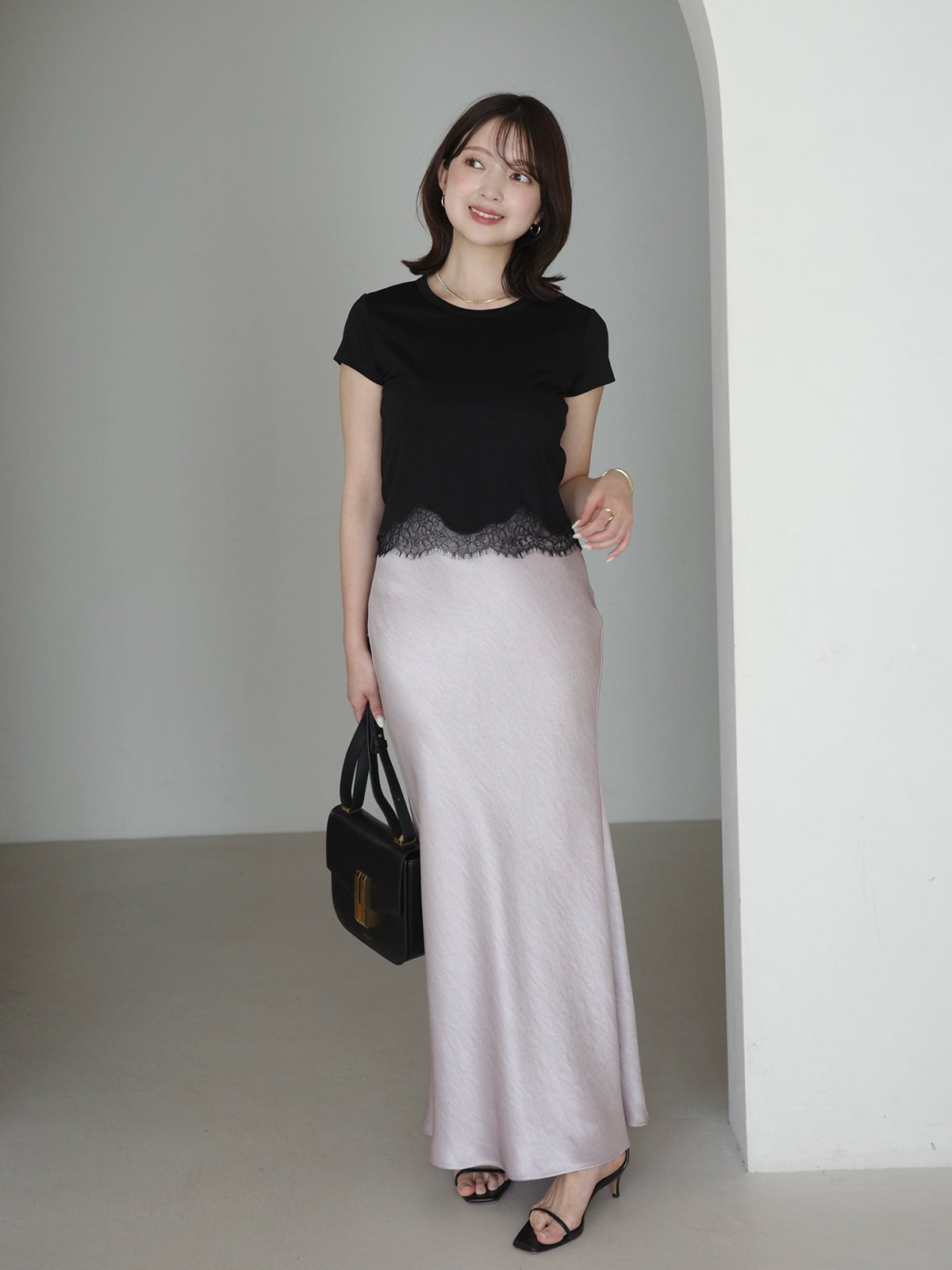 Silk-Touch Cotton Lace Trim Compact T-Shirt