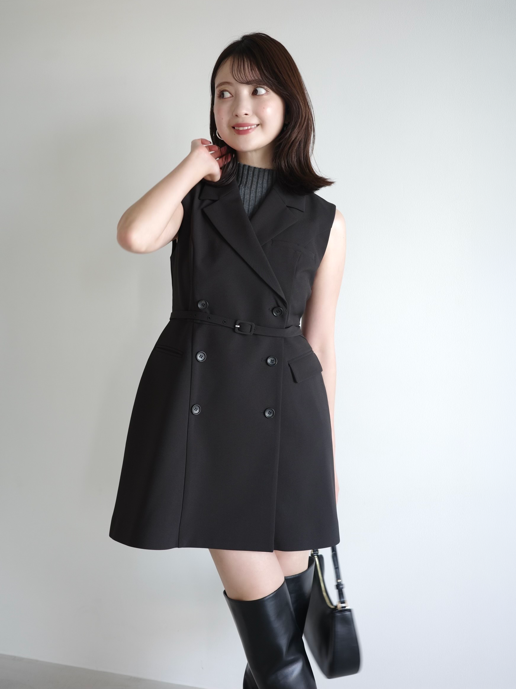 COLOR:GREY