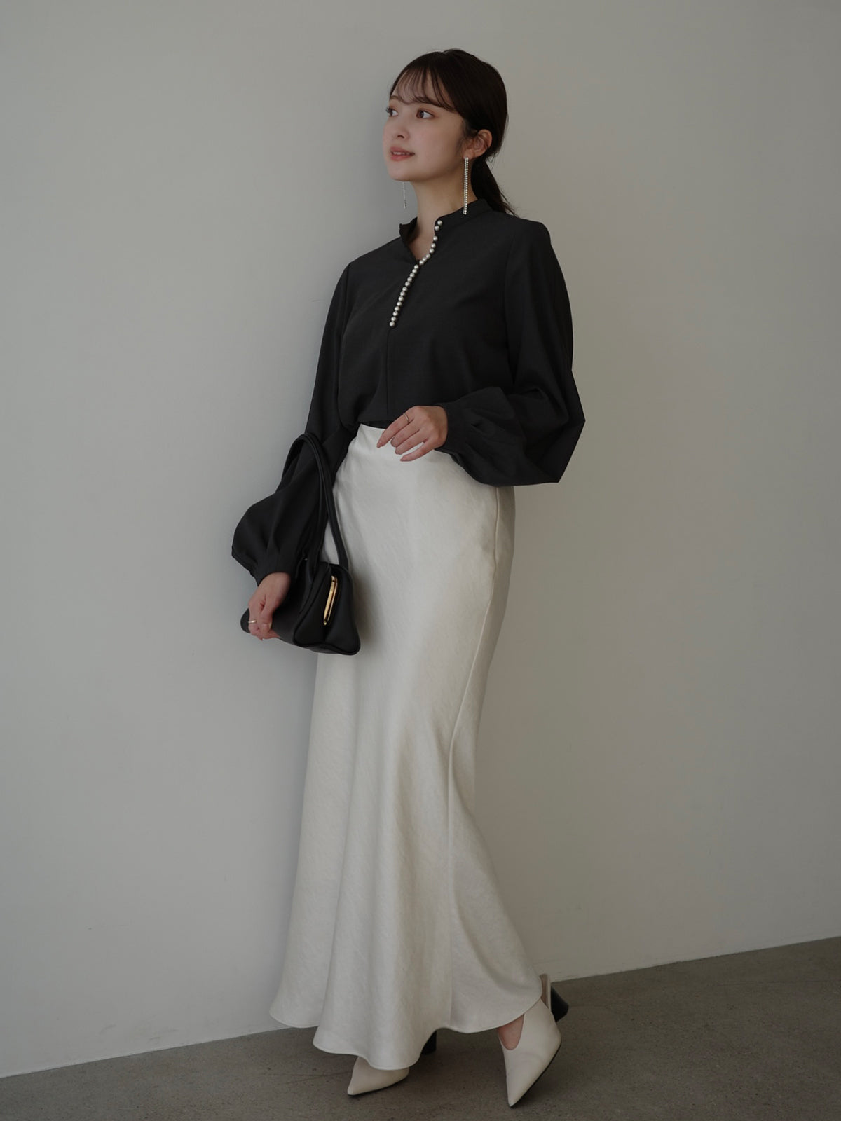 パールトリムブラウス