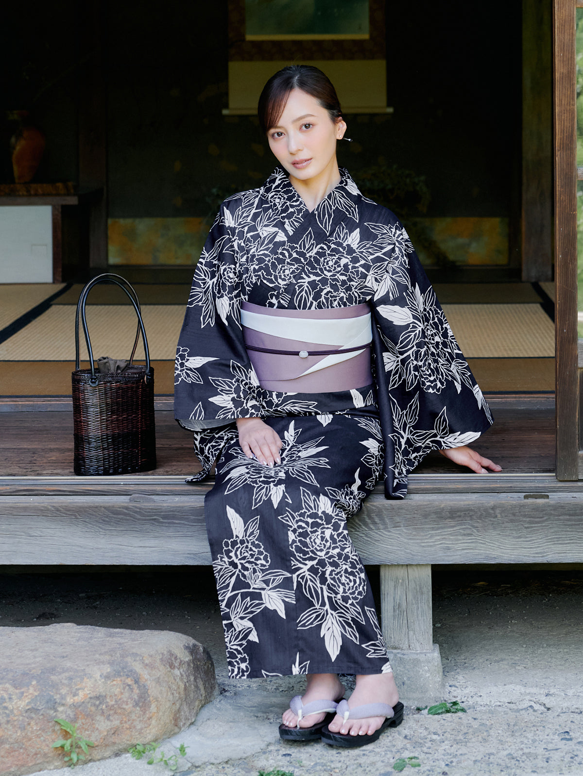 line art peony yukata set - NAVY