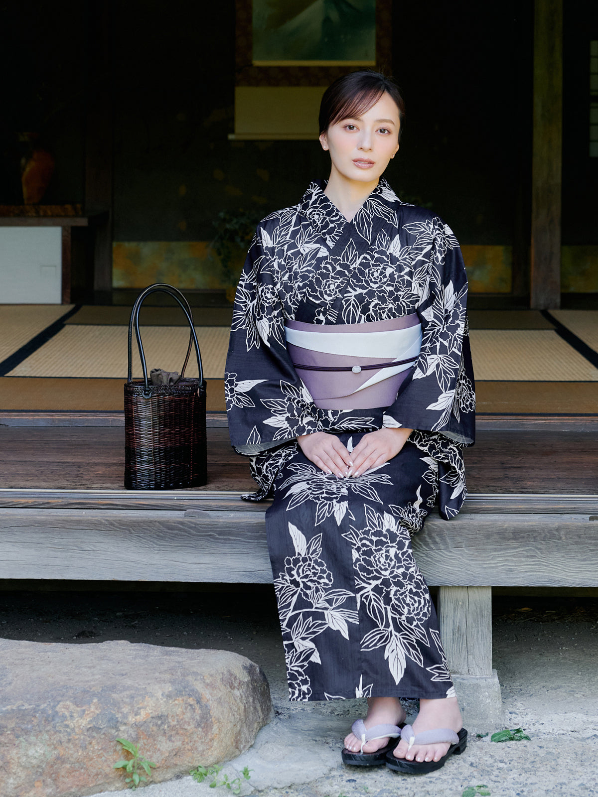 line art peony yukata set - NAVY