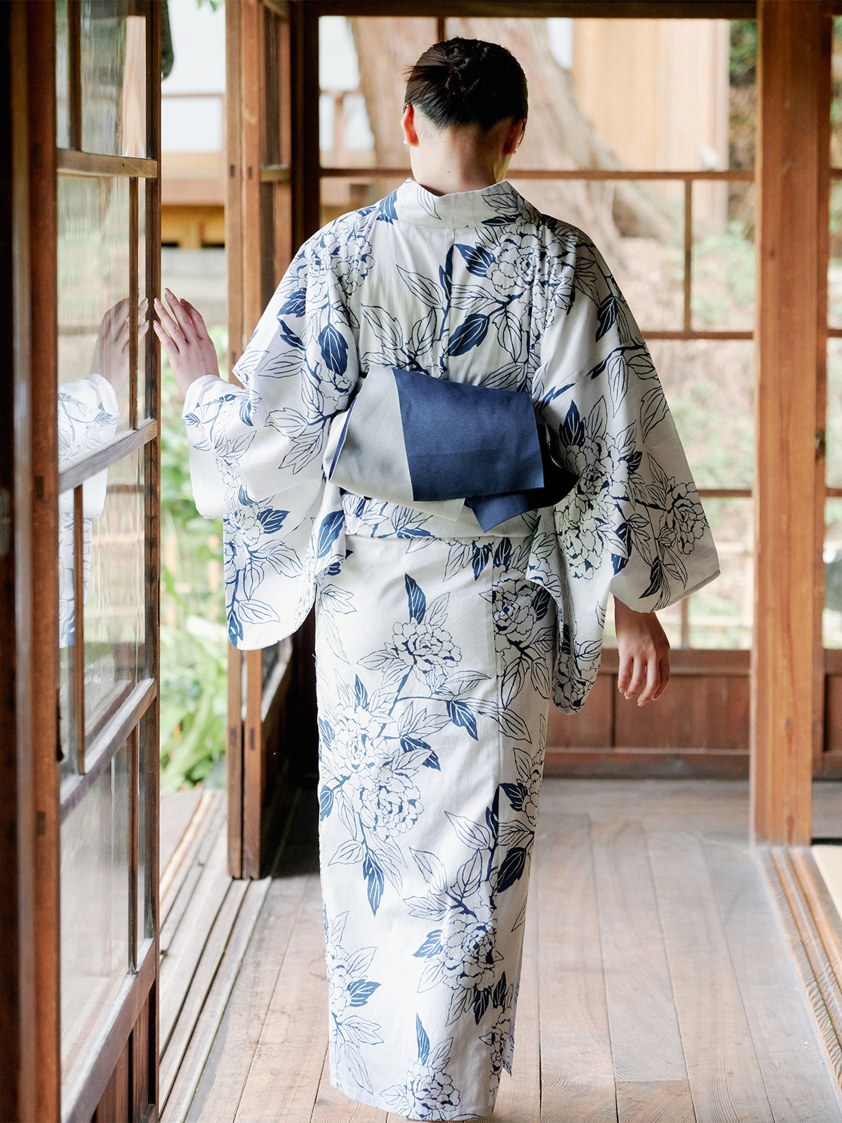 line art peony yukata set - WHITE