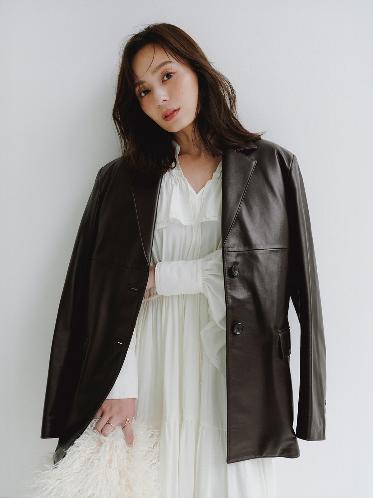 COLOR:DARK BROWN