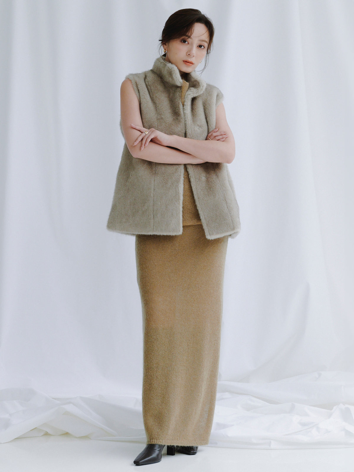 スタンドカラーファーベスト