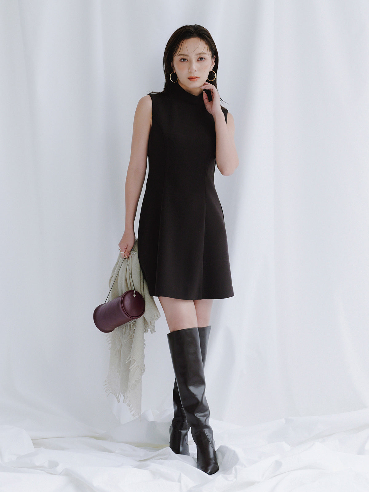 COLOR:BROWN