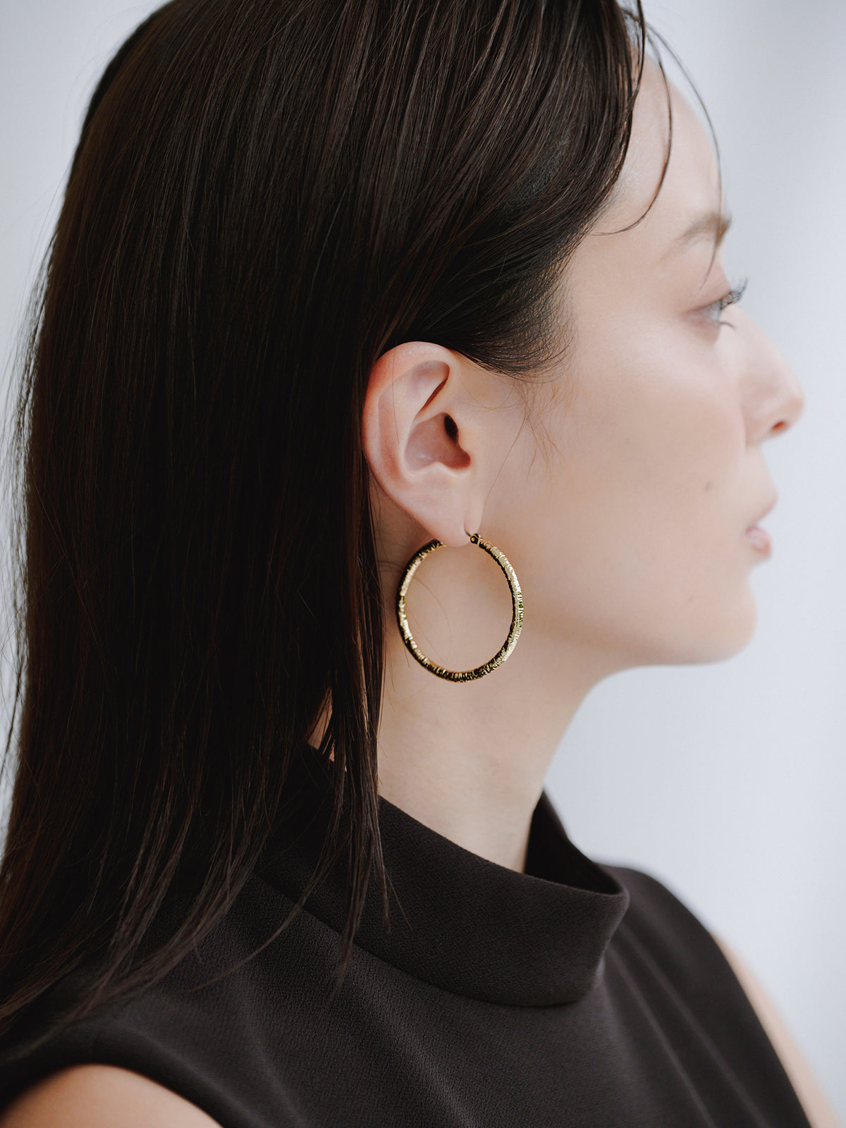 テクスチャーフープピアス