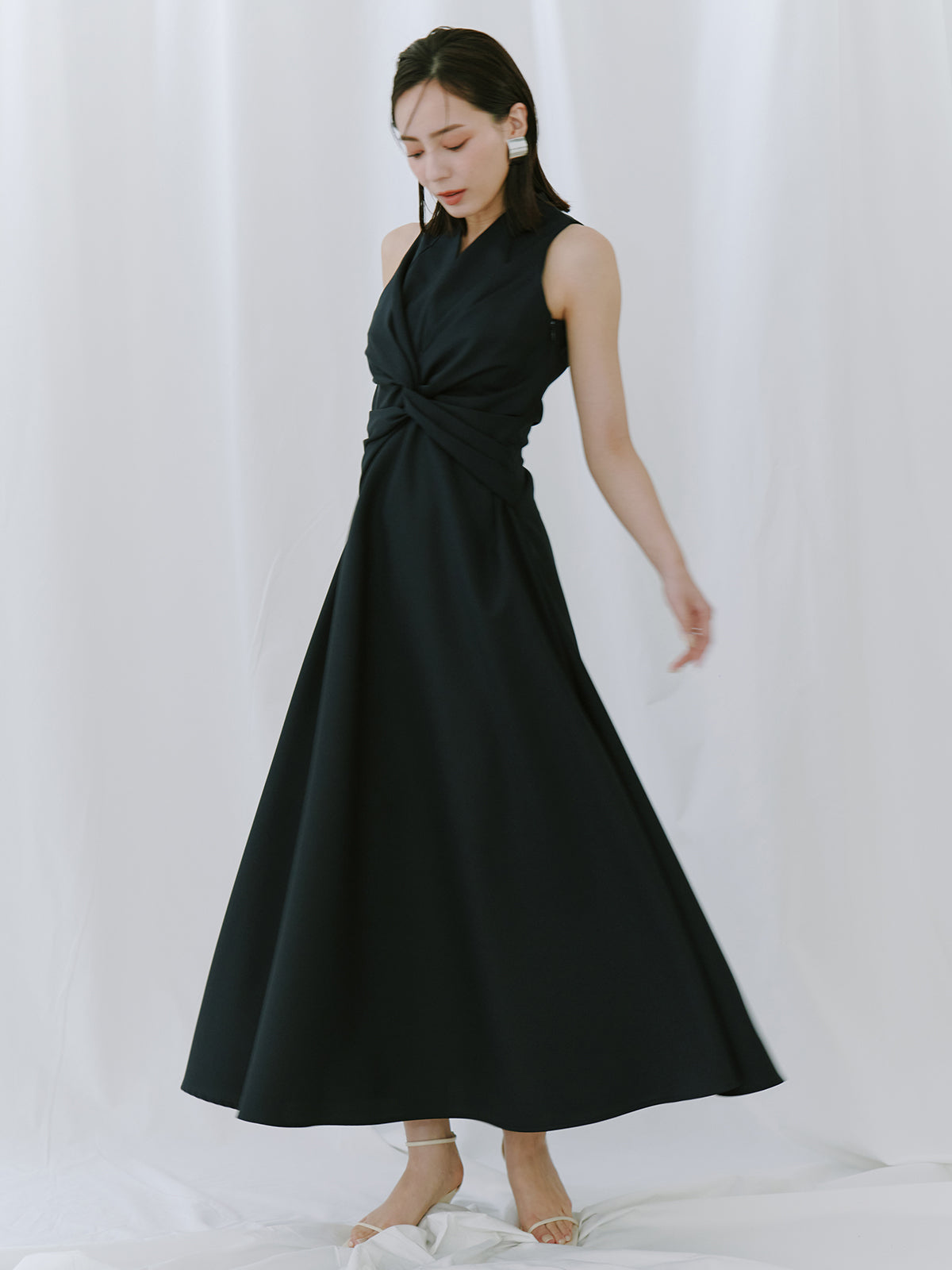 ツイストギャザーワンピース