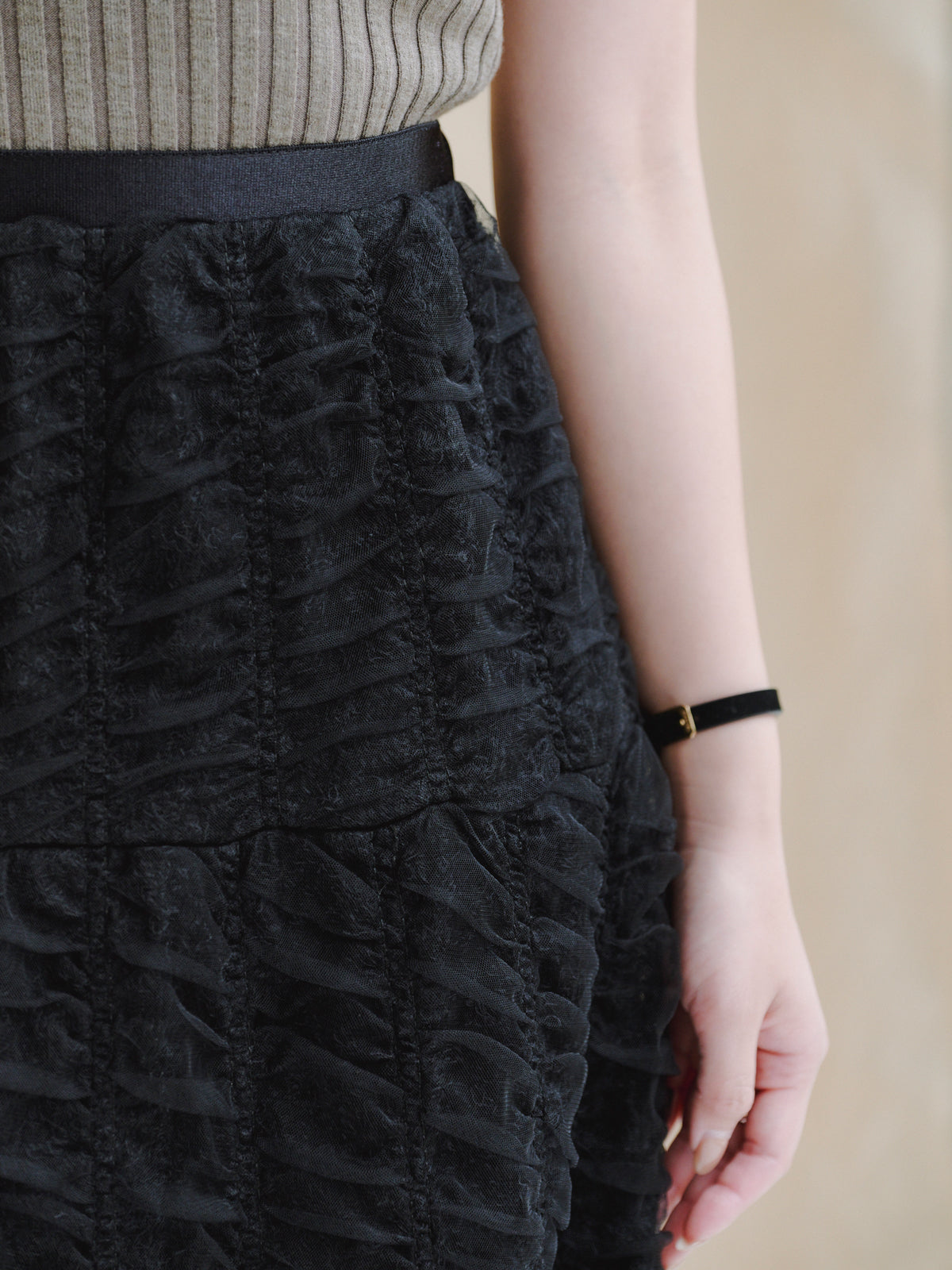エンブロイダリーシアーチュールスカート