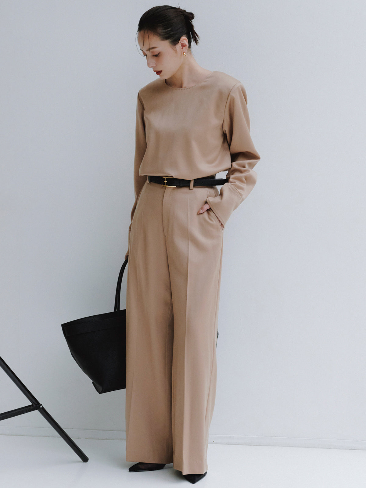 グロスウールワイドパンツ