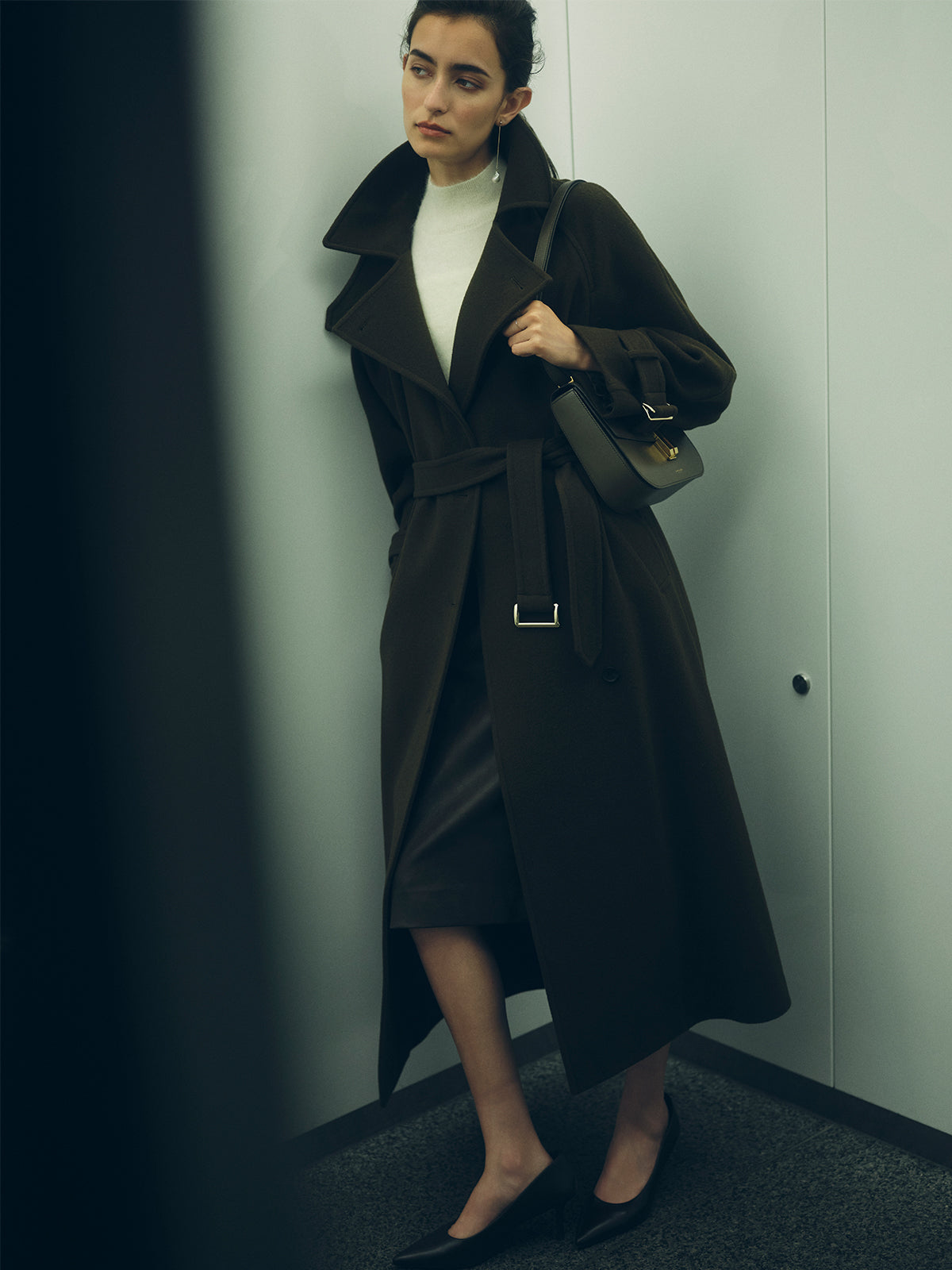 MODEL:174cm COLOR:KHAKI BROWN SIZE:2
