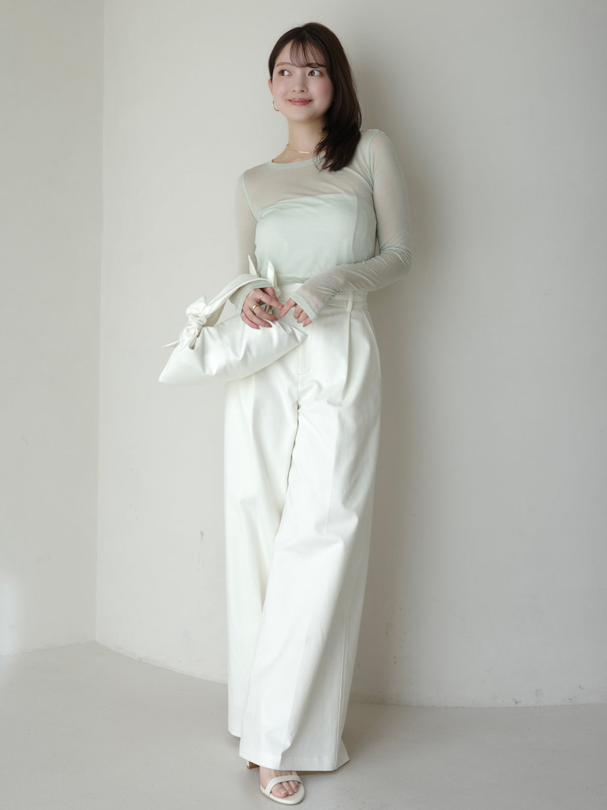 コットンクロスワイドパンツ