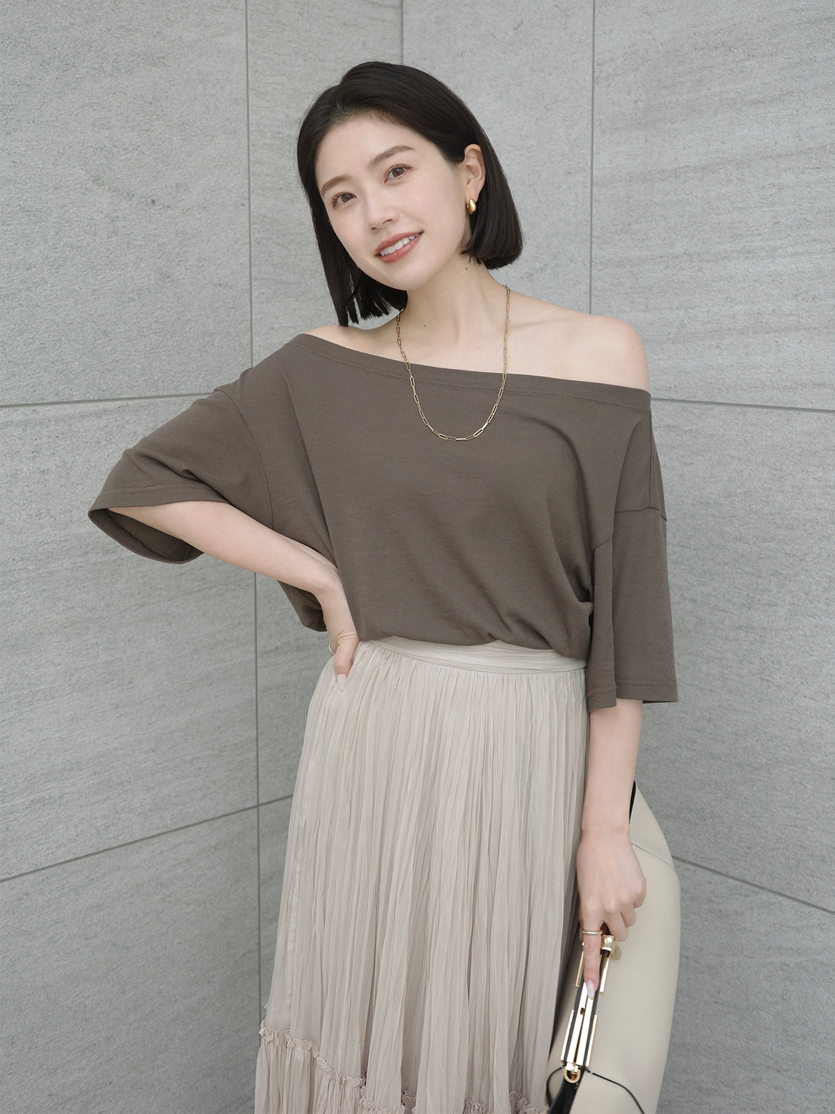 Off-Shoulder T-Shirt