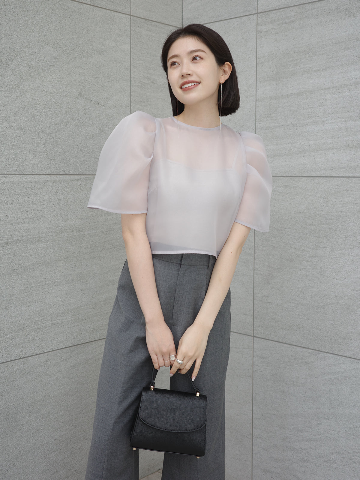 フォルムシアーブラウス