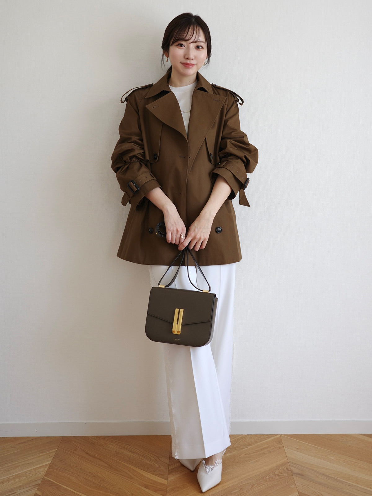 レーストリムタックパンツ