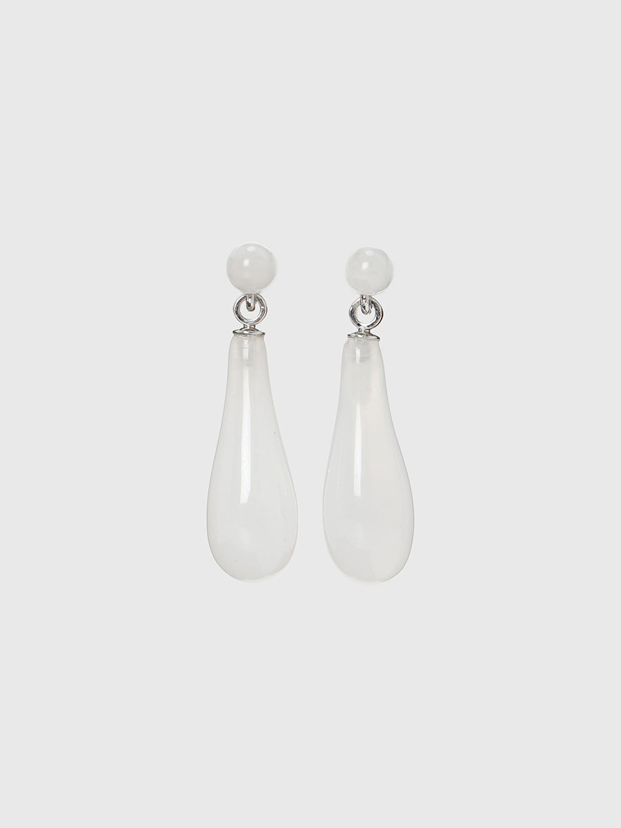 COLOR:WHITE