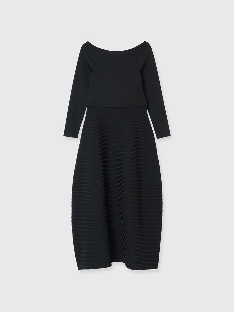 COLOR:BLACK