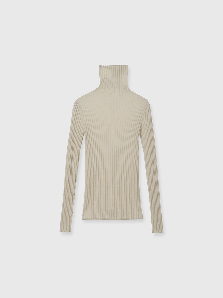 カシミヤ100シアータートルネックプルオーバー