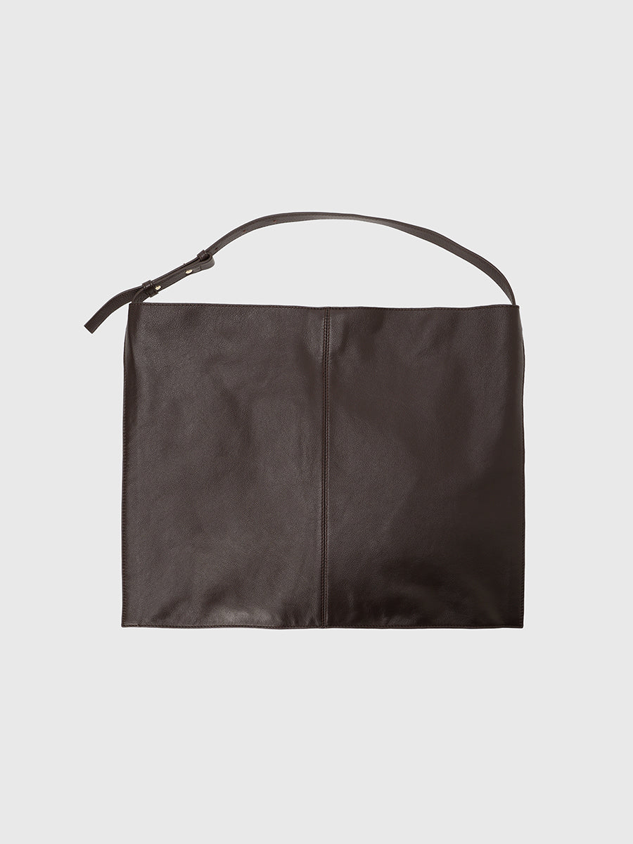 レザーラージショルダーバッグ