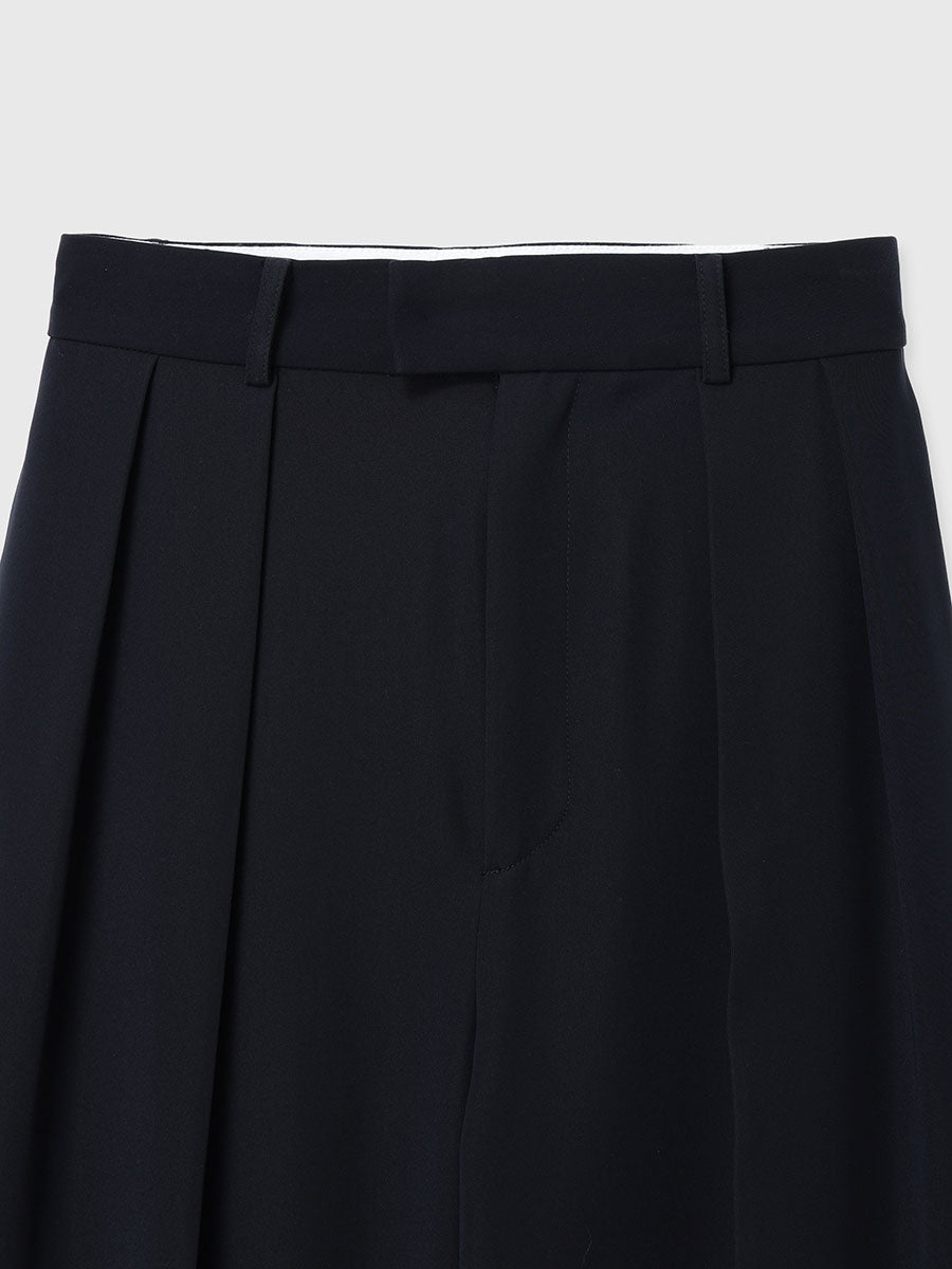 ダブルサテンテーパードパンツ