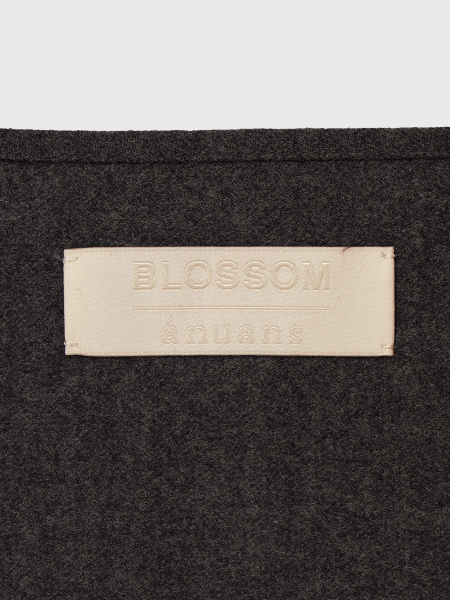 【BLOSSOM×ánuans】BUTTON MUFFLER