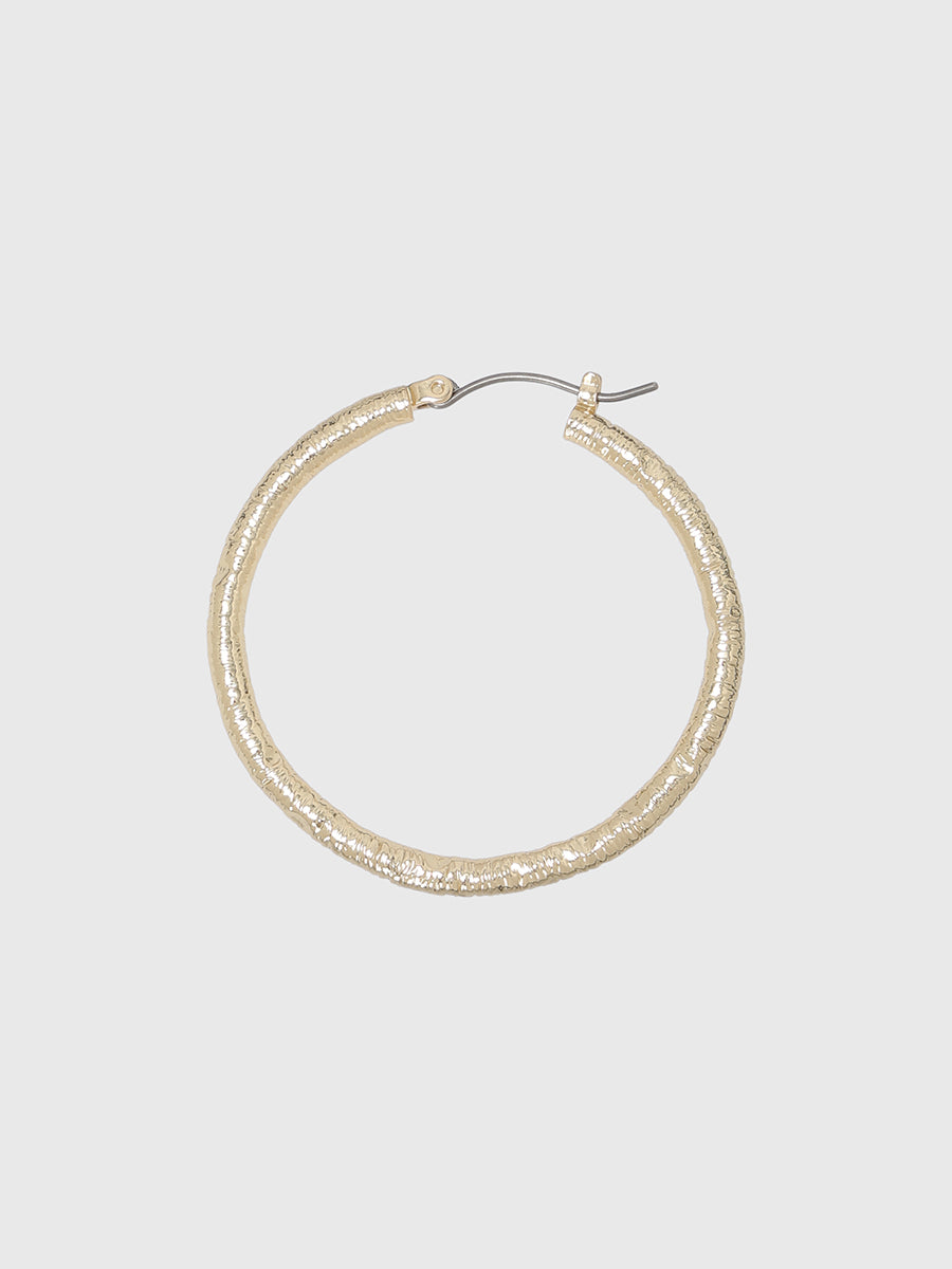 テクスチャーフープピアス