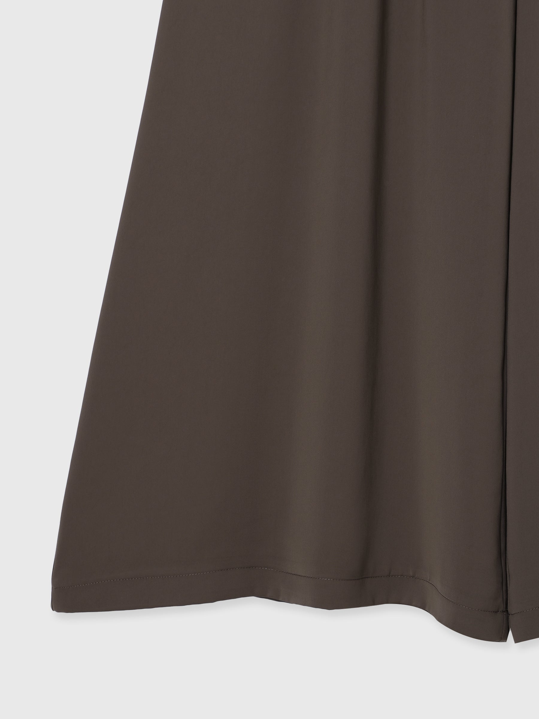 パウダーサテンワイドパンツ