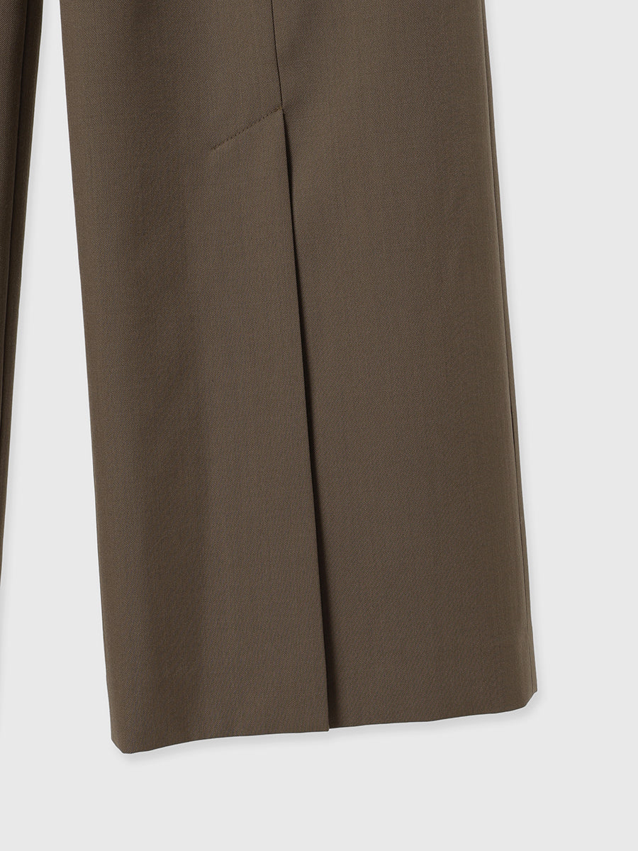 センタースリットストレートパンツ