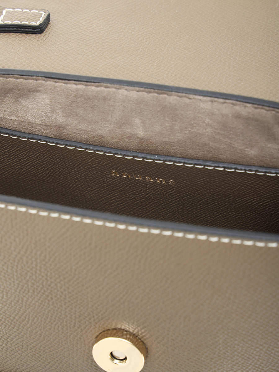 トップハンドルレザーバッグ